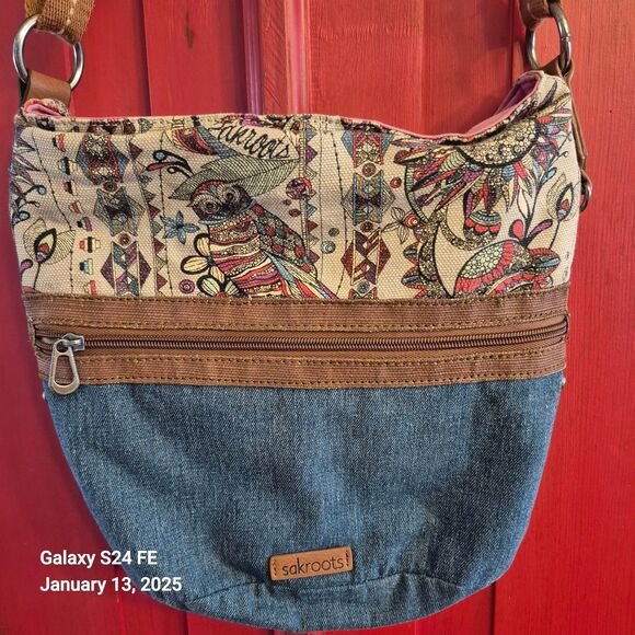 Sakroots The Sak Crossbody Purse Owl Theme Denim Front Zip Pocket Adjustable EUC - Picture 1 of 6